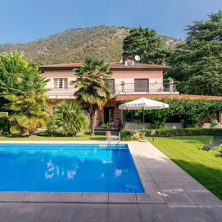 Alojamento de Acomodação e Pequeno-almoço 3 Tigli Maslianico